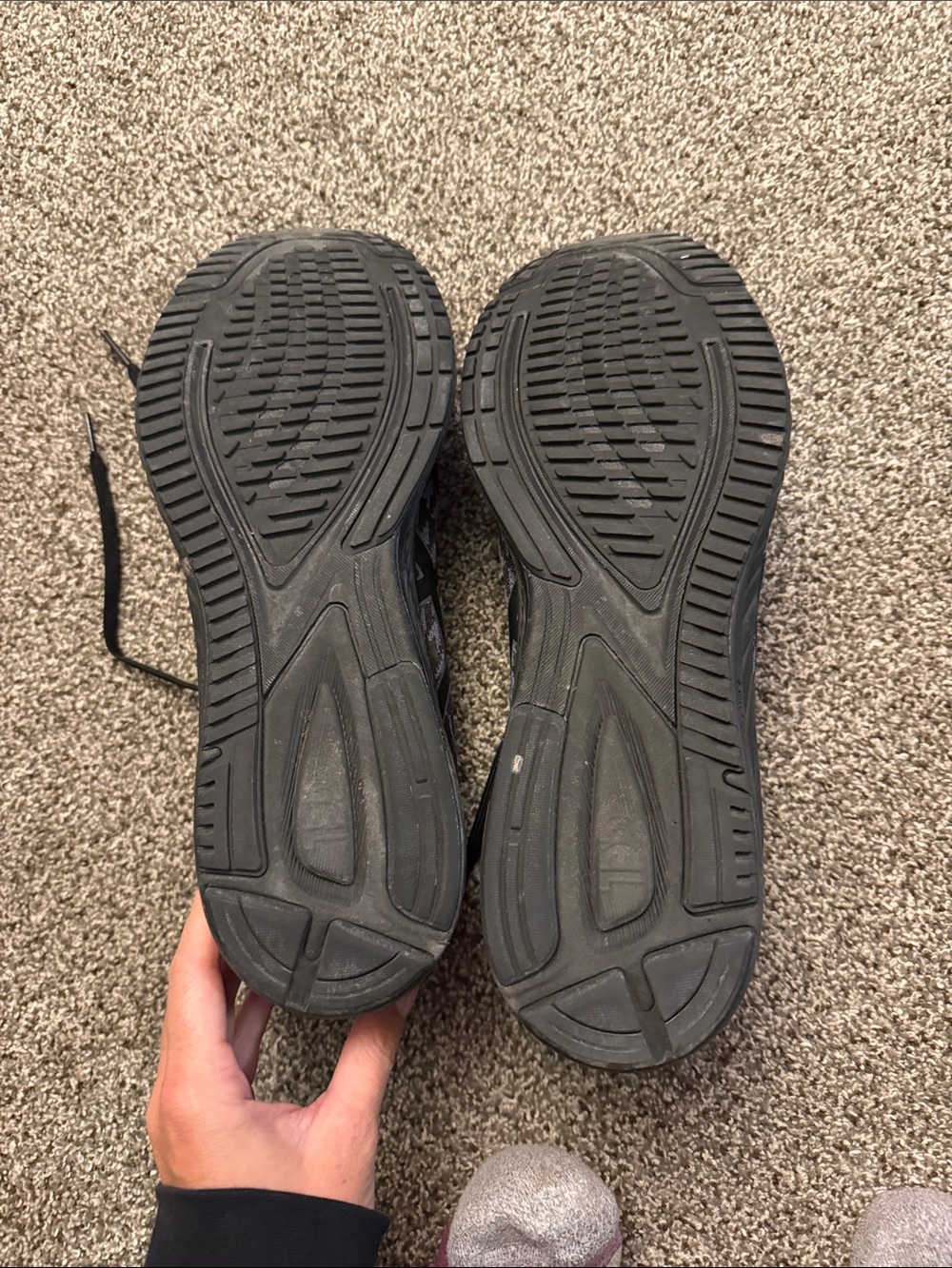 ASICS Men's Black and Gray Knit Running Shoes - Picture 3 of 4